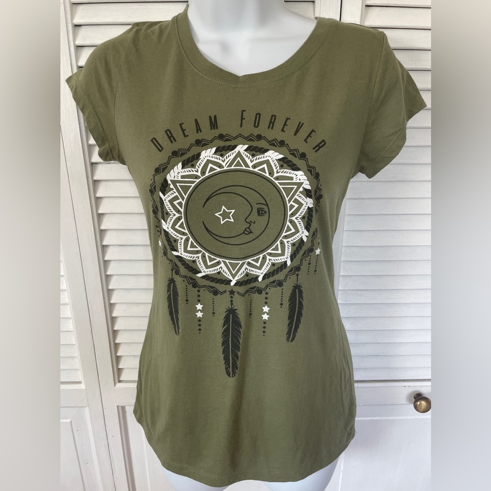 Dream Catcher T-Shirt Size Small